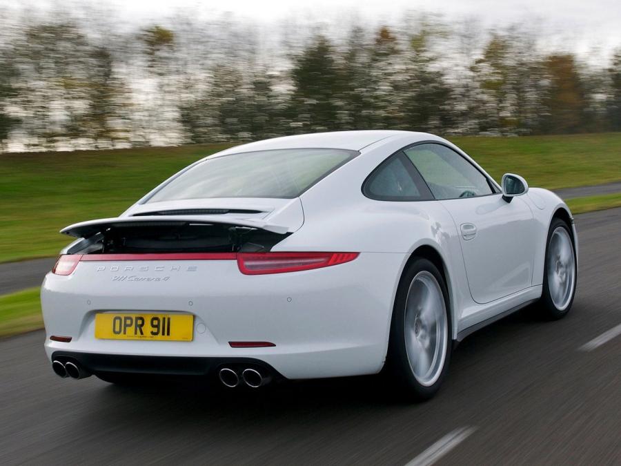  Porsche 911 Carrera 4 2012 года  (UK) (фото 8 из 12)
